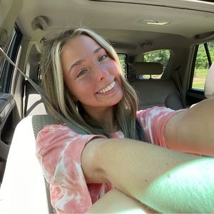 Meet your Posher, Mollie